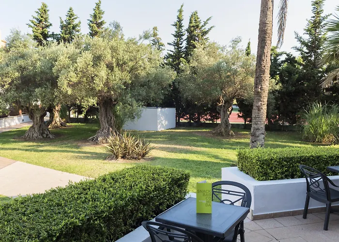 Hotel Garden - Adults Only