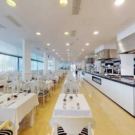 卡拉米略尔花园酒店 - 仅限成年人 酒店 4*