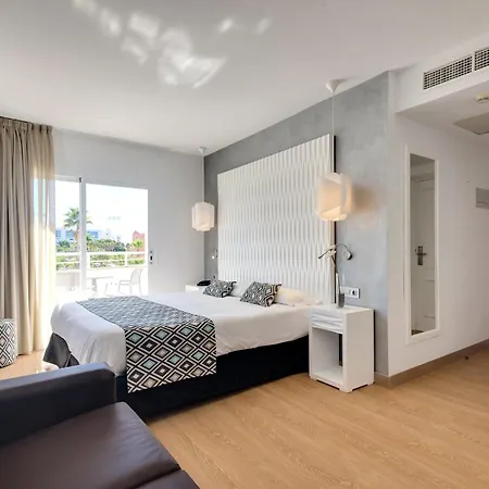 Otel Cala Millor Garden - Adults Only 4*