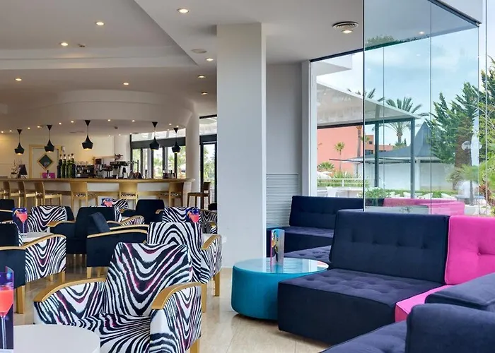 Garden - Adults Only Кала-Мільор