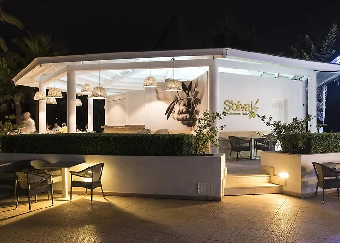 Garden - Adults Only