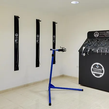 Garden - Adults Only فندق كالا مييور